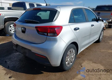 2018 Kia Rio Lx z USA, uszkodzony, nr VIN 3KPA25AB4JE092055